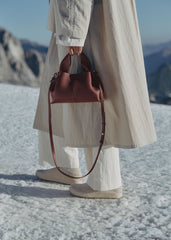 Numéro Neuf Mini - Textured Black Cherry