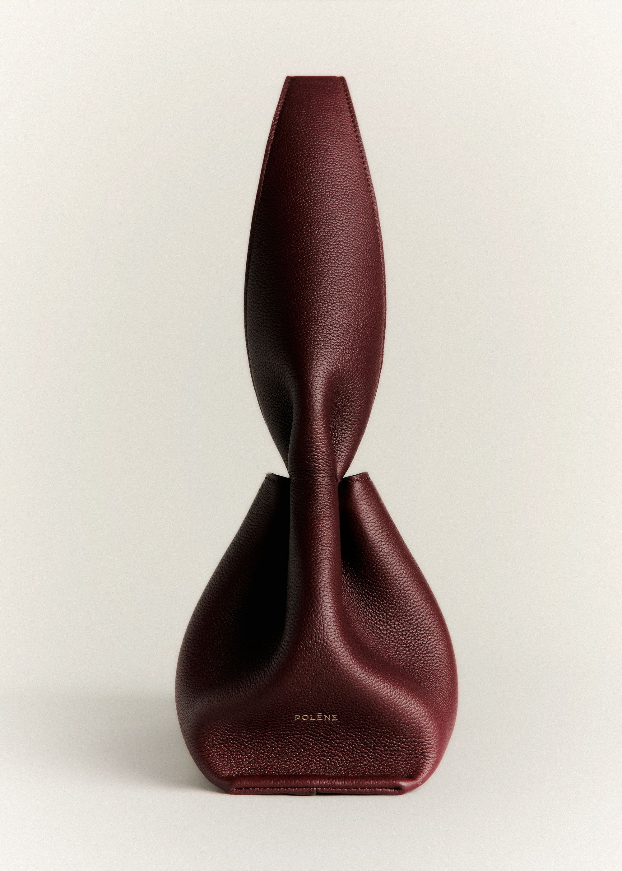 Numéro Neuf East West - Textured Black Cherry